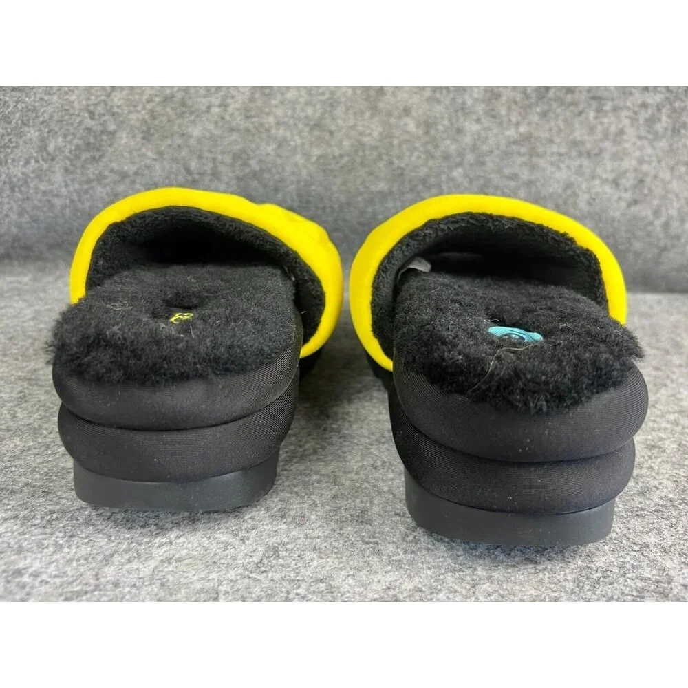 UGG Women's Graphic Maxi‎ Slide Women's 6 in Canary/Black Sandals